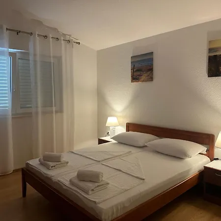 Lm Trogir