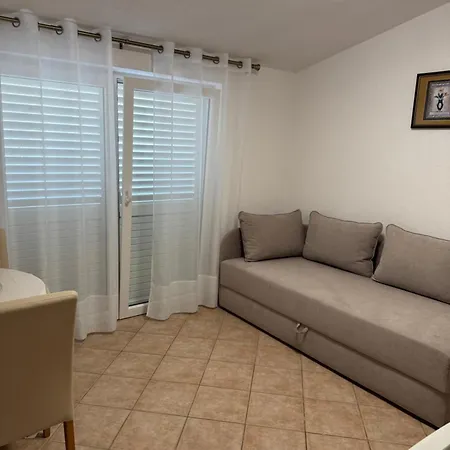 Lm Apartment *