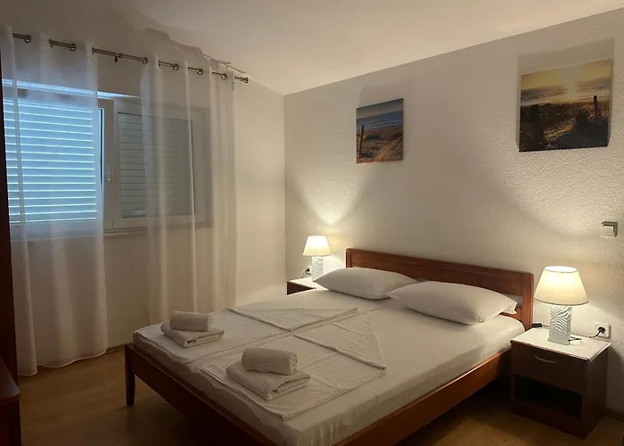 Lm Trogir