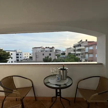 Apartment Lm